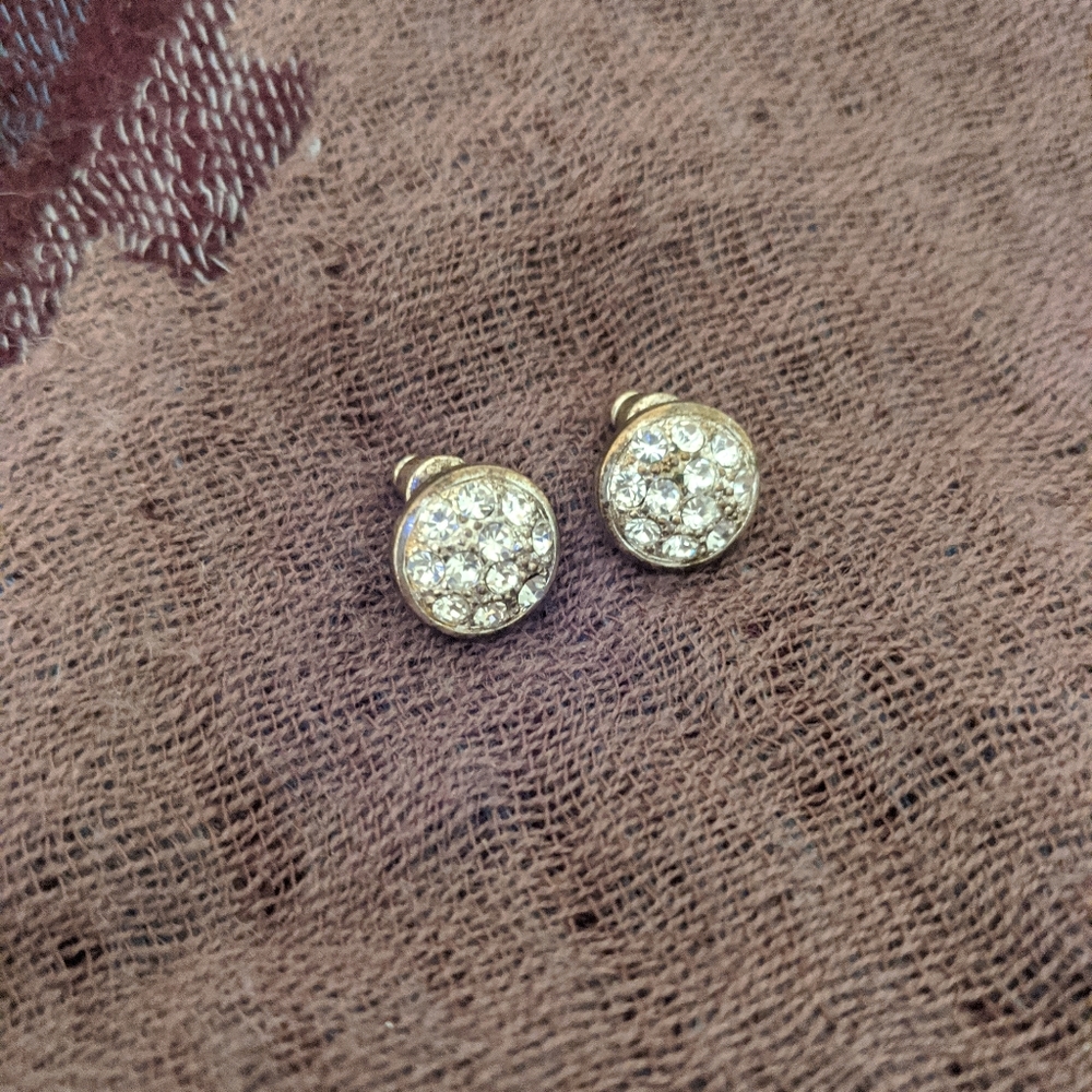Pavé studs